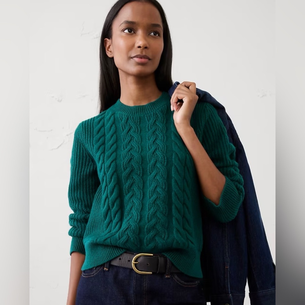 Banana Republic Factory Emerald Cable Knit Sweater